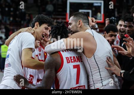 Anthony Beane #7 de Pallacanestro Varese OpenJobMetis célèbre la victoire à la fin du match pendant le basket italien LBA Lega basket A 2 Banque D'Images