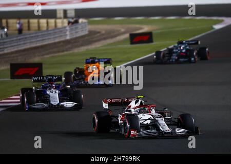 99 GIOVINAZZI Antonio (ita), Alfa Romeo Racing ORLEN C41, action pendant la Formule 1 Ooredoo Qatar Grand Prix 2021, 20e tour du Championnat du monde Formule 1 2021 de la FIA du 19 au 21 novembre 2021 sur le circuit international de Losail, à Lusail, Qatar - photo: Xavi Bonilla/DPPI/LiveMedia Banque D'Images