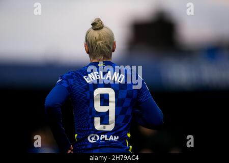 Londres, Royaume-Uni.21 novembre 2021.LONDRES, ROYAUME-UNI.21 NOVEMBRE : Bethany England of Chelsea FC regarde pendant le montage de la superligue FA Womens 2021-22 entre Chelsea FC et Birmingham City à Kingsmeadow.Credit: Federico Guerra Morán/Alay Live News Banque D'Images