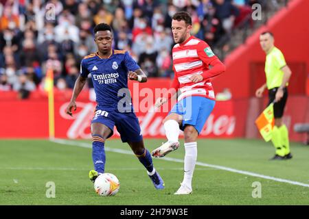 Grenade, Grenade, Espagne.21 novembre 2021.Angel Montoro de Granada CF pendant le match de la Liga Santader entre Granada CF et Real Madrid CF au stade Los Carmenes à Grenade, Espagne, le 21 novembre 2021.(Credit image: © Jose Luis Contreras/DAX via ZUMA Press Wire) Banque D'Images