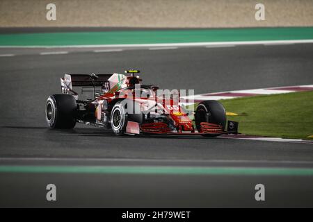 55 SAINZ Carlos (spa), Scuderia Ferrari SF21, action pendant le Grand Prix Ooredoo Qatar de Formule 1 2021, 20e tour du Championnat du monde de Formule 1 de la FIA 2021 du 19 au 21 novembre 2021 sur le circuit international de Losail, à Lusail, Qatar - photo: Xavi Bonilla/DPPI/LiveMedia Banque D'Images