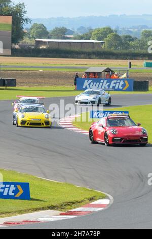 Porsche Carrera Cup course sur le circuit Croft, nouveau Dalton-on-Tees Banque D'Images