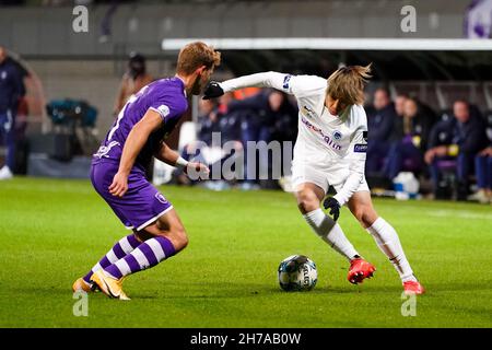 ANTWERPEN, BELGIQUE - NOVEMBRE 21 : Junya Ito de KRC Genk lors du match Jupiler Pro League entre K. Beerschot V.A. et KRC Genk à l'Olympich Stadion le 21 novembre 2021 à Antwerpen, Belgique (photo de Joris Verwijst/Orange Pictures) Banque D'Images