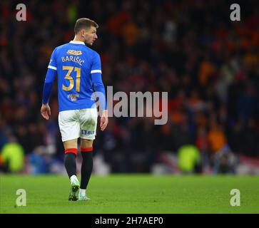 Hampden Park, Glasgow, Royaume-Uni.21 novembre 2021.Coupe de la Ligue écossaise demi-finale, Rangers contre Hibernian: Borna Barisic of Rangers crédit: Action plus Sports/Alamy Live News Banque D'Images
