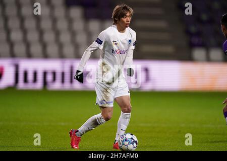 ANTWERPEN, BELGIQUE - NOVEMBRE 21 : Junya Ito de KRC Genk lors du match Jupiler Pro League entre K. Beerschot V.A. et KRC Genk à l'Olympich Stadion le 21 novembre 2021 à Antwerpen, Belgique (photo de Joris Verwijst/Orange Pictures) Banque D'Images