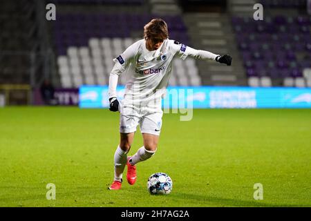ANTWERPEN, BELGIQUE - NOVEMBRE 21 : Junya Ito de KRC Genk lors du match Jupiler Pro League entre K. Beerschot V.A. et KRC Genk à l'Olympich Stadion le 21 novembre 2021 à Antwerpen, Belgique (photo de Joris Verwijst/Orange Pictures) Banque D'Images