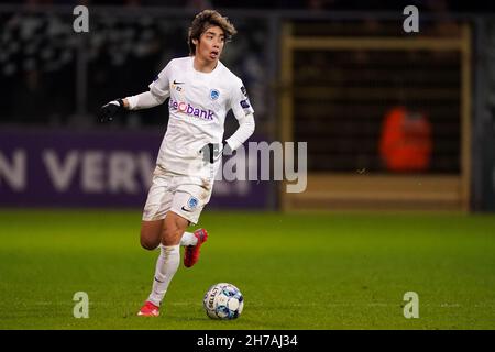 ANTWERPEN, BELGIQUE - NOVEMBRE 21 : Junya Ito de KRC Genk lors du match Jupiler Pro League entre K. Beerschot V.A. et KRC Genk à l'Olympich Stadion le 21 novembre 2021 à Antwerpen, Belgique (photo de Joris Verwijst/Orange Pictures) Banque D'Images