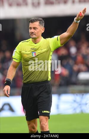 Salerno, Italie.21 novembre 2021.Piero Giacomelli le directeur de course The Serie Un match entre US Salernitana 1919 et UC Sampdoria au Stadio Arechi score final:0-2 (photo par Agostino Gemito/Pacific Press) Credit: Pacific Press Media production Corp./Alay Live News Banque D'Images