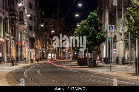 La ville d'Erfurt de nuit, Erfurt, Allemagne, juillet 2017 Banque D'Images