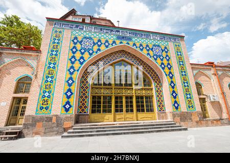 25 mai 2021, Erevan, Arménie: L'attraction touristique populaire à Erevan est la Mosquée Bleue Perse Banque D'Images