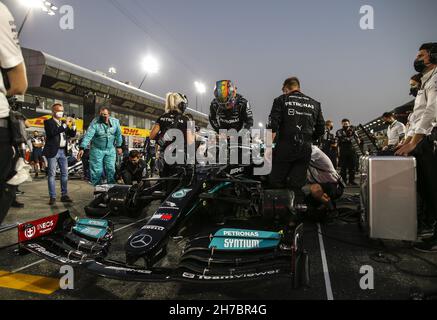 HAMILTON Lewis (gbr), Mercedes AMG F1 GP W12 E Performance, portrait lors du Grand Prix Ooredoo Qatar de Formule 1 2021, 20e tour du Championnat du monde de Formule 1 2021 de la FIA du 19 au 21 novembre 2021 sur le circuit international de Losail, à Lusail, Qatar - photo: DPPI/DPPI/LiveMedia Banque D'Images