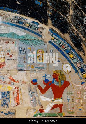 Peinture murale, le temple de Hatshepsut, Louxor, Égypte Banque D'Images