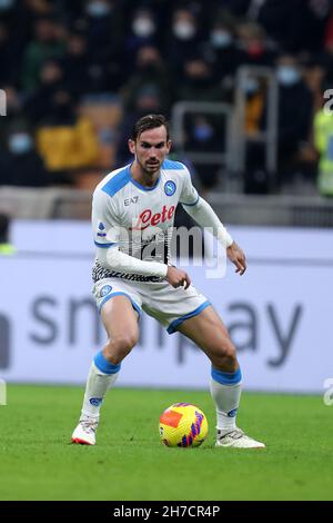 Fabian Ruiz de SSC Napoli contrôle le ballon pendant la série Un match entre FC Internazionale et SSC Napoli Banque D'Images