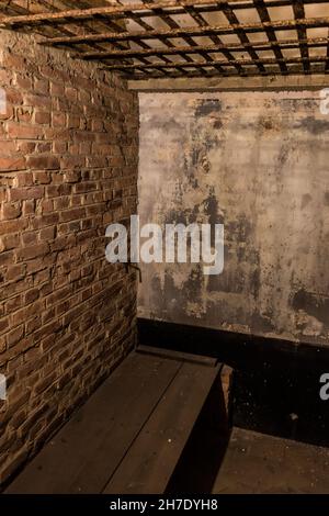 Breendonk, Belgique - 12 09 2017: Ancienne cellule de camp de prison de la Seconde Guerre mondiale Banque D'Images