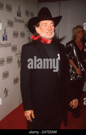 Willie Nelson au 24e prix annuel de l'Académie de musique country le 10 avril 1989 aux studios Disney de Burbank, Californie crédit: Ralph Dominguez/MediaPunch Banque D'Images