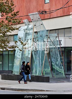 Le parc Grasett célèbre la réaction de la ville de Toronto, en particulier de ses médecins, infirmières et autres soignants, à l'afflux de Banque D'Images