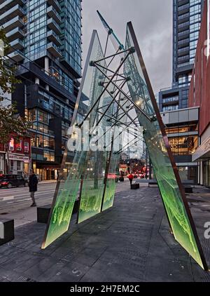 Le parc Grasett célèbre la réaction de la ville de Toronto, en particulier de ses médecins, infirmières et autres soignants, à l'afflux de Banque D'Images