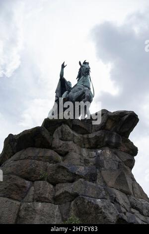 La statue du cheval de cuivre du roi George III dans le parc Great Windsor, Windsor, Berkshire, Royaume-Uni. Banque D'Images