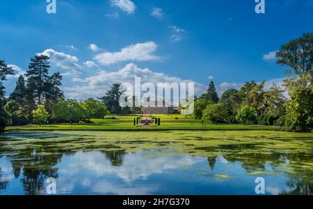 Melbourne Hall vue de l'autre côté du Grand bassin. Banque D'Images