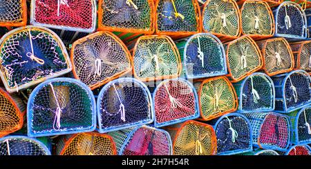 Pots de fruits de mer, pêche artisanale, Port d'O Barqueiro, O Barqueiro, village de pêche, Mañón, La Corogne,Galice, Espagne, Europe Banque D'Images