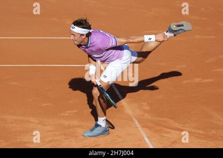 Casper Ruud (NOR) en action au Kitzbuehel Open 2021, Kitzbuhel, Tyrol, Autriche. Banque D'Images