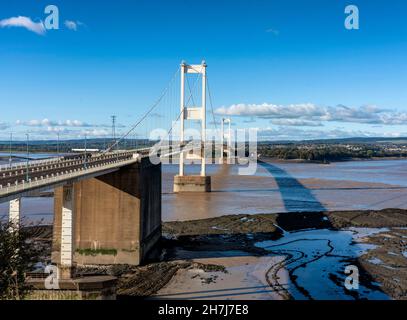 Le Severn Bridge dans l'estuaire de la Severn liens Angleterre et au Pays de Galles et comprend un pont sur la rivière Wye Banque D'Images