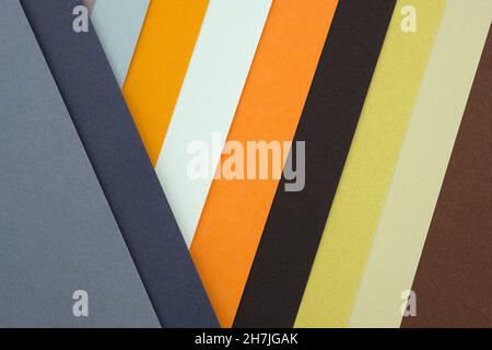 Arrière-plan abstrait de feuilles de papier orange et gris.Papier abstrait - fond coloré, design créatif. Fond avec formes géométriques, di Banque D'Images