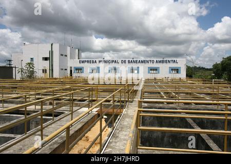 Itabuna, bahia, brésil - 2 mars 2012: Vue d'une usine de traitement de l'eau de la Société municipale d'eau et d'assainissement - Emasa - dans la ville d'Itabuna Banque D'Images