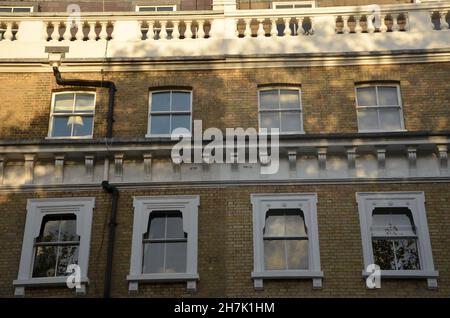 Quelques photos prises lors d'une promenade de l'après-midi dans le charmant quartier de Kensington et Chelsea, à l'automne, à Londres. Banque D'Images