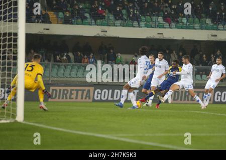 Vérone, Italie.22 novembre 2021.Verona (VR), Italia, 22 novembre 2021, Stadio Marc'Antonio Bentegodi, 13Â° giornata Campionato di calcio Serie A Tim 2021/2022, incontro tra le escadron dell'Hellas Verona e dell'Empoli FC, nella foto: Credit: Independent photo Agency/Alay Live News Banque D'Images