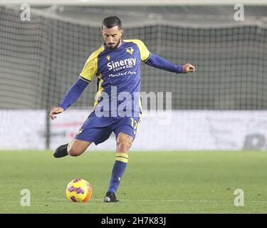 Vérone, Italie.22 novembre 2021.Verona (VR), Italia, 22 novembre 2021, Stadio Marc'Antonio Bentegodi, 13Â° giornata Campionato di calcio Serie A Tim 2021/2022, incontro tra le escadron dell'Hellas Verona e dell'Empoli FC, nella foto: 17 Federico Ceccherini crédit: Independent photo Agency/Alay Live News Banque D'Images