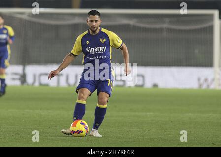 Vérone, Italie.22 novembre 2021.Verona (VR), Italia, 22 novembre 2021, Stadio Marc'Antonio Bentegodi, 13Â° giornata Campionato di calcio Serie A Tim 2021/2022, incontro tra le escadron dell'Hellas Verona e dell'Empoli FC, nella foto: 10 Gianluca Caprari crédit: Independent photo Agency/Alay Live News Banque D'Images