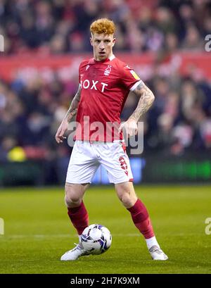 Jack Colback de Nottingham Forest pendant le match de championnat Sky Bet au City Ground, Nottingham.Date de la photo: Mardi 23 novembre 2021. Banque D'Images