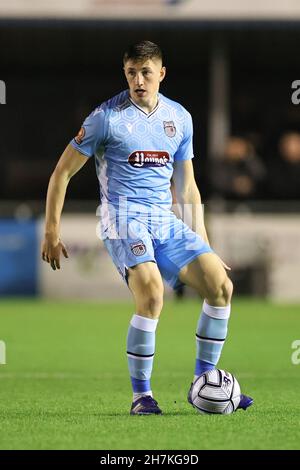 SOLIHULL, ROYAUME-UNI.23 NOVEMBRE.Adam Crookes de la ville de Grimsby lors du match de la Ligue nationale de Vanarama entre Solihull Moors et Grimsby Town au SportNation.bet Stadium, Solihull le mardi 23 novembre 2021.(Crédit : James HolyOak/Alay Live News) Banque D'Images