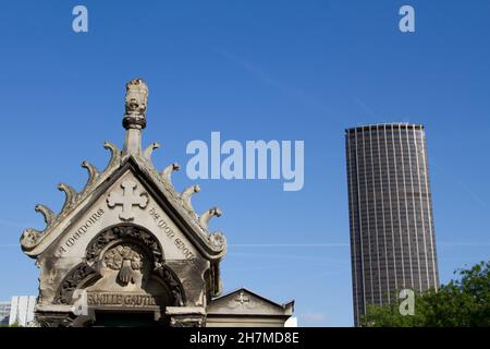 Cimetière du Montparnasse à Paris France Banque D'Images