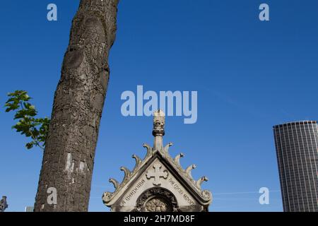 Cimetière du Montparnasse à Paris France Banque D'Images