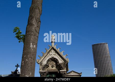 Cimetière du Montparnasse à Paris France Banque D'Images