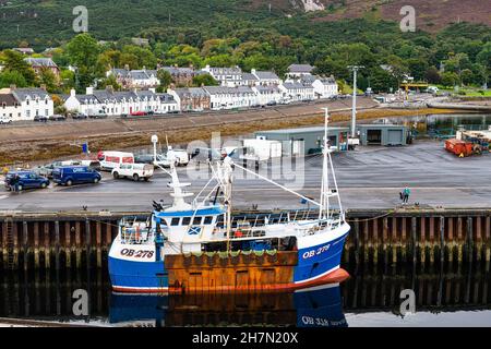 Bateaux de pêche, Bay of Ullapool, Écosse, Royaume-Uni Banque D'Images