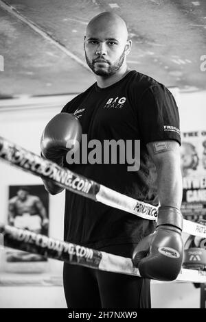11/03/21, Angleterre.Frazer Clarke, boxeur de poids lourd britannique, à la South Derbyshire Boxing Academy de Swadlincote, au Royaume-Uni. Banque D'Images