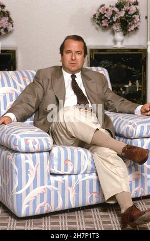 L'écrivain et homme d'affaires français Paul-Loup Sulitzer.Portrait réalisé lors du Festival américain du film de Deauville en septembre 1989. Banque D'Images