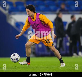 Cardiff City Stadium, Cardiff, Royaume-Uni.24 novembre 2021.EFL Championship football, Cardiff City versus Hull; George Honeyman pendant l'échauffement crédit: Action plus Sports/Alay Live News Banque D'Images