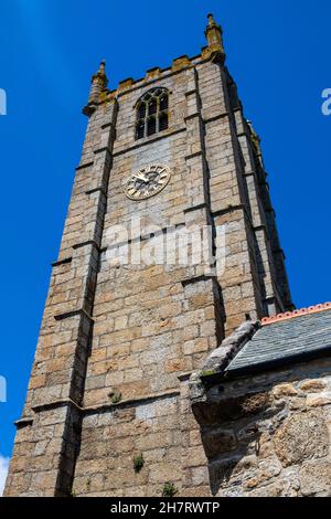 Une vue sur la magnifique église St. IA dans la ville côtière de St. Ives à Cornwall, Royaume-Uni. Banque D'Images