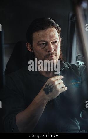 DATE DE SORTIE: 26 février 2016 TITRE: Triple 9 STUDIO: Open Road films RÉALISATEUR: John Hillcoat COMPLOT: Une bande de criminels et de flics corrompus planifient le meurtre d'un policier afin de retirer leur plus grand heist encore de l'autre côté de la ville, VEDETTE: Casey Affleck, Chiwetel Ejiofor, Anthony Mackie.(Image de crédit : © Open Road films/Entertainment Pictures) Banque D'Images