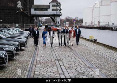 Berlin, Berlin, Allemagne.24 novembre 2021.Les partis allemands arrivent à un accord pour former un gouvernement de coalition à Berlin (Credit image: © Ralph Pache/PRESSCOV via ZUMA Press Wire) Credit: ZUMA Press, Inc./Alamy Live News Banque D'Images