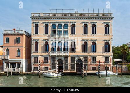 Palazzo Correr Contarini Zorzi (CA' dei Cuori), Grand Canal (Canal Grande), Venise, Italie Banque D'Images