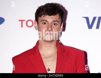 Tom Daley, médaillé d'or de plongée, arrive devant le Team GB ball à Evolution London.Date de la photo: Jeudi 25 novembre 2021. Banque D'Images