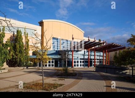 Vue extérieure de l'ancien AMC Interchange Theatre 30 à Vaughan, Ontario, Canada.Ce bâtiment a depuis été démoli. Banque D'Images