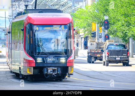 22 2022 août - Calgary Alberta Canada - train LRT Calgary Transit Banque D'Images