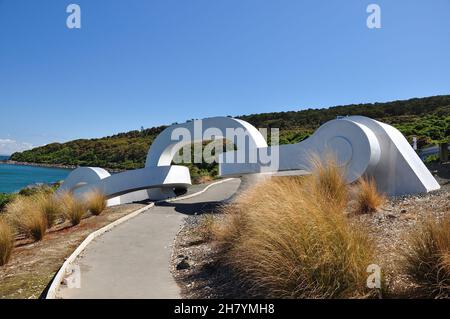 Vue de la sculpture d'œuvres d'art de la chaîne d'ancrage à Stirling point à Bluff, Nouvelle-Zélande, le 30 NOVEMBRE 2010 Banque D'Images