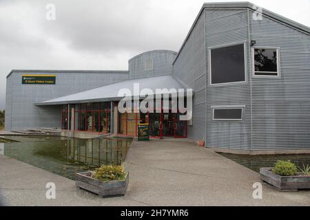 Le centre d'accueil Haast propose des expositions informatives sur les caractéristiques culturelles, historiques et naturelles uniques de South Westland.Prise à Okuru, Nouvelle-Zélande Banque D'Images